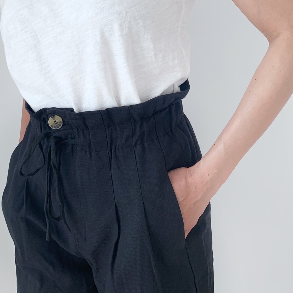 VERSATILE HIGH WAIST PAPER BAG PANTS - Picture 4 of 4